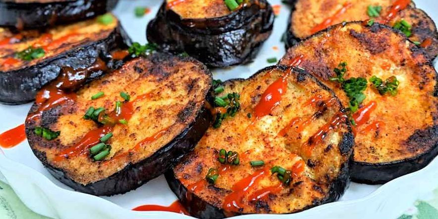 Жареные баклажаны с острым соусом